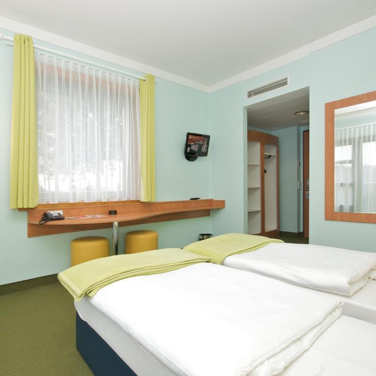 Hotel Fraenkische Schweiz-Pegnitz Ruang foto